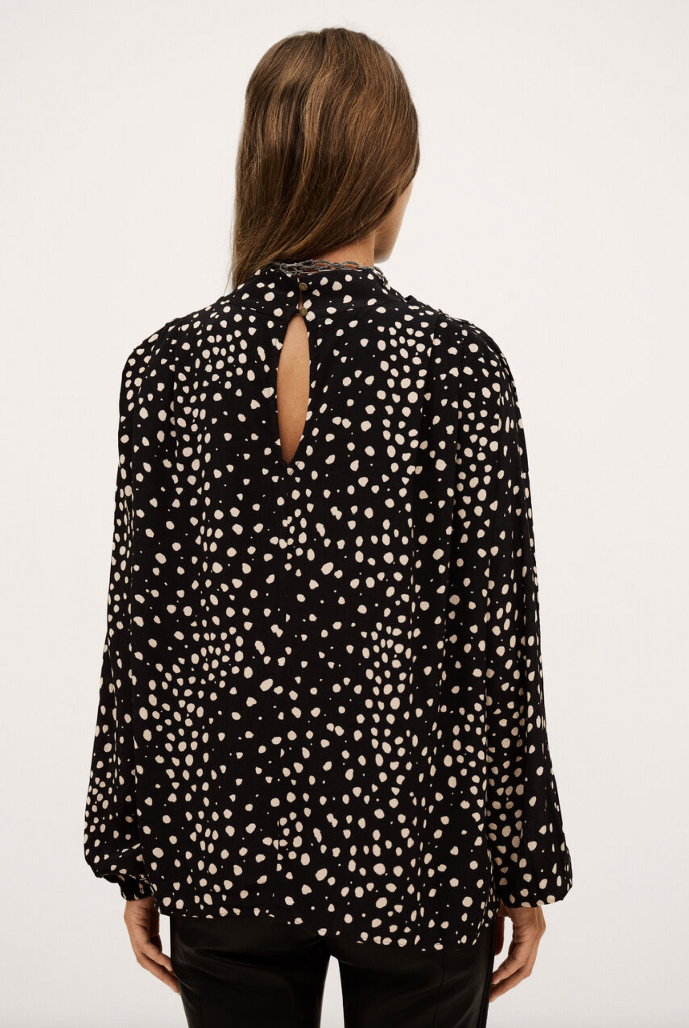 Delphine Long-Sleeved Top. Encre