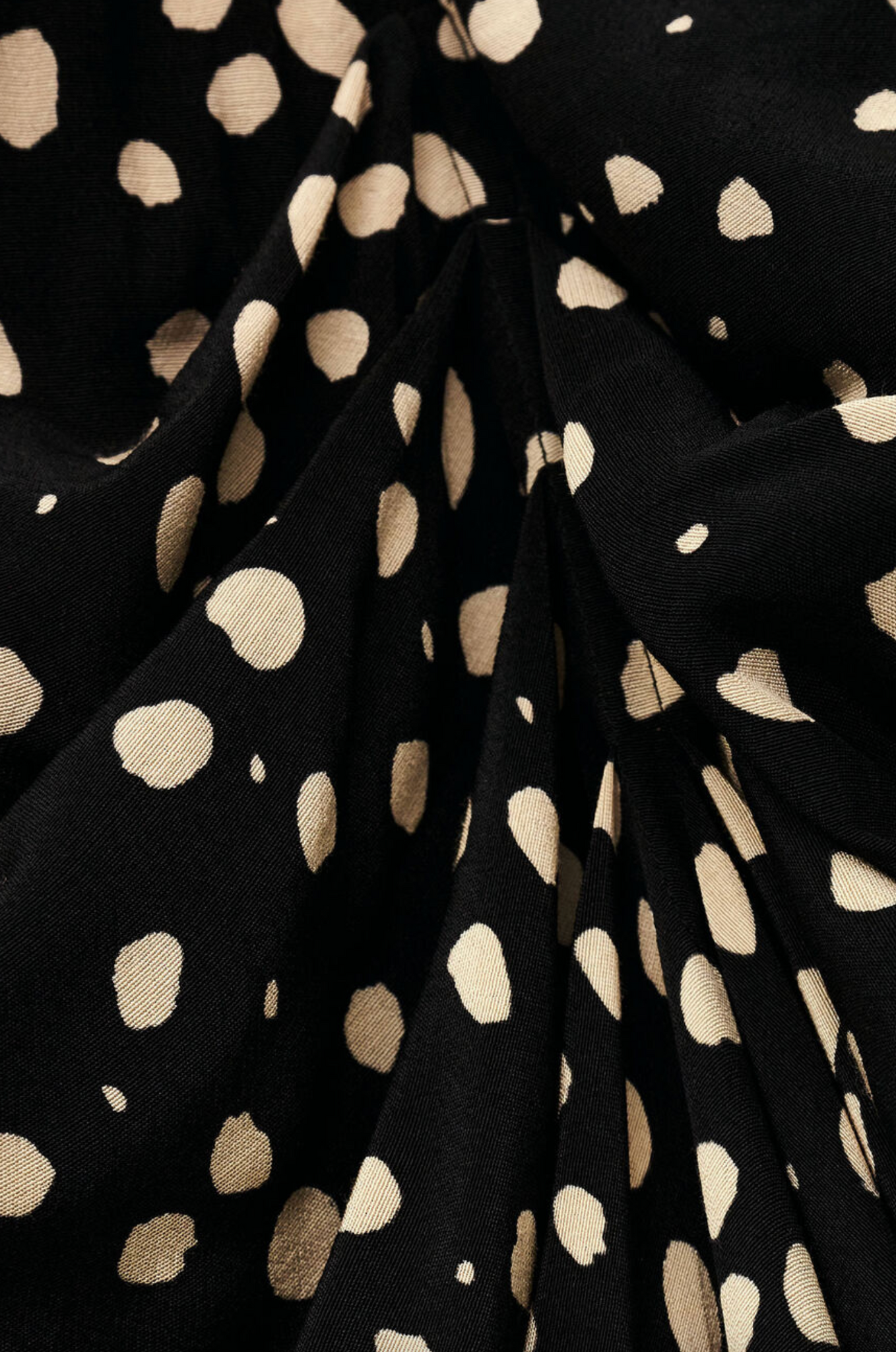 Dopera Midi Skirt. Encre