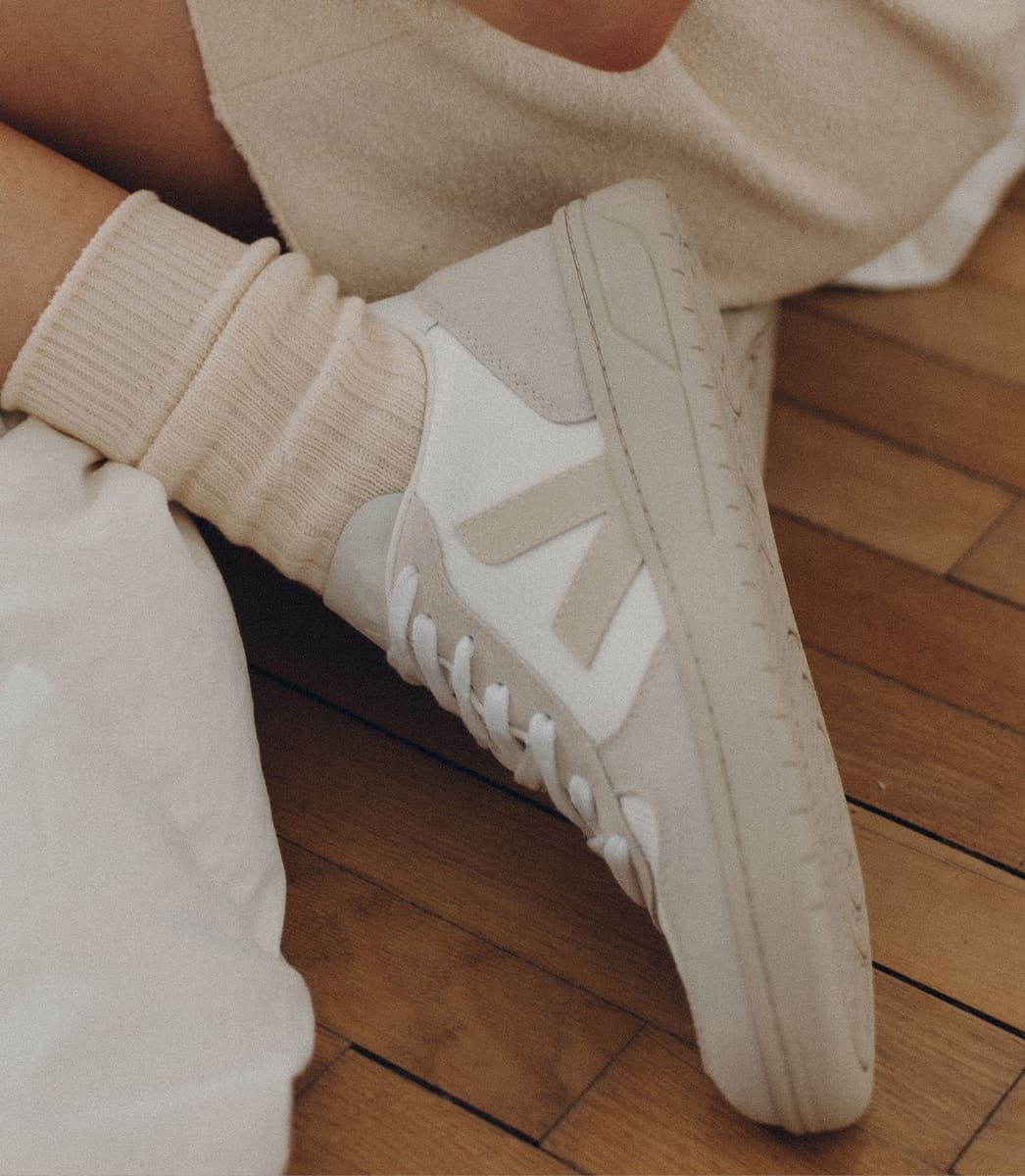 V-10 B-Mesh in White Natural Pierre