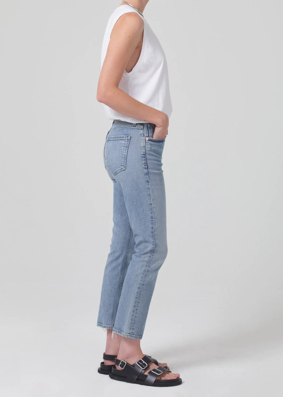 Charlotte High Rise Crop Straight in Dalia
