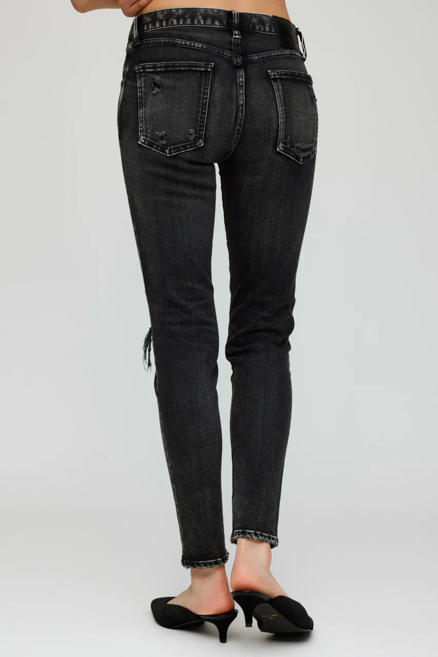 MV Lenwood Skinny in Black