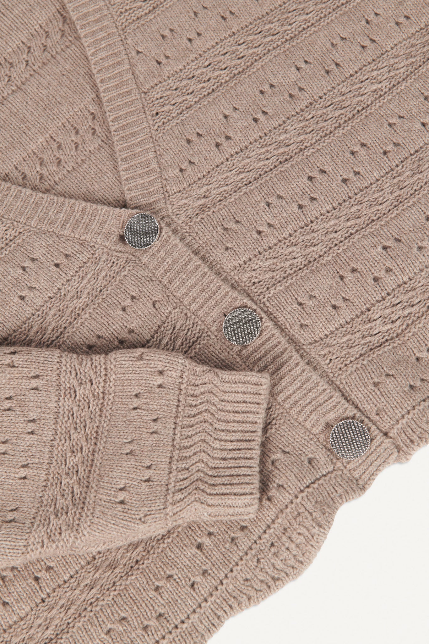 Harold Cardigan. Beige