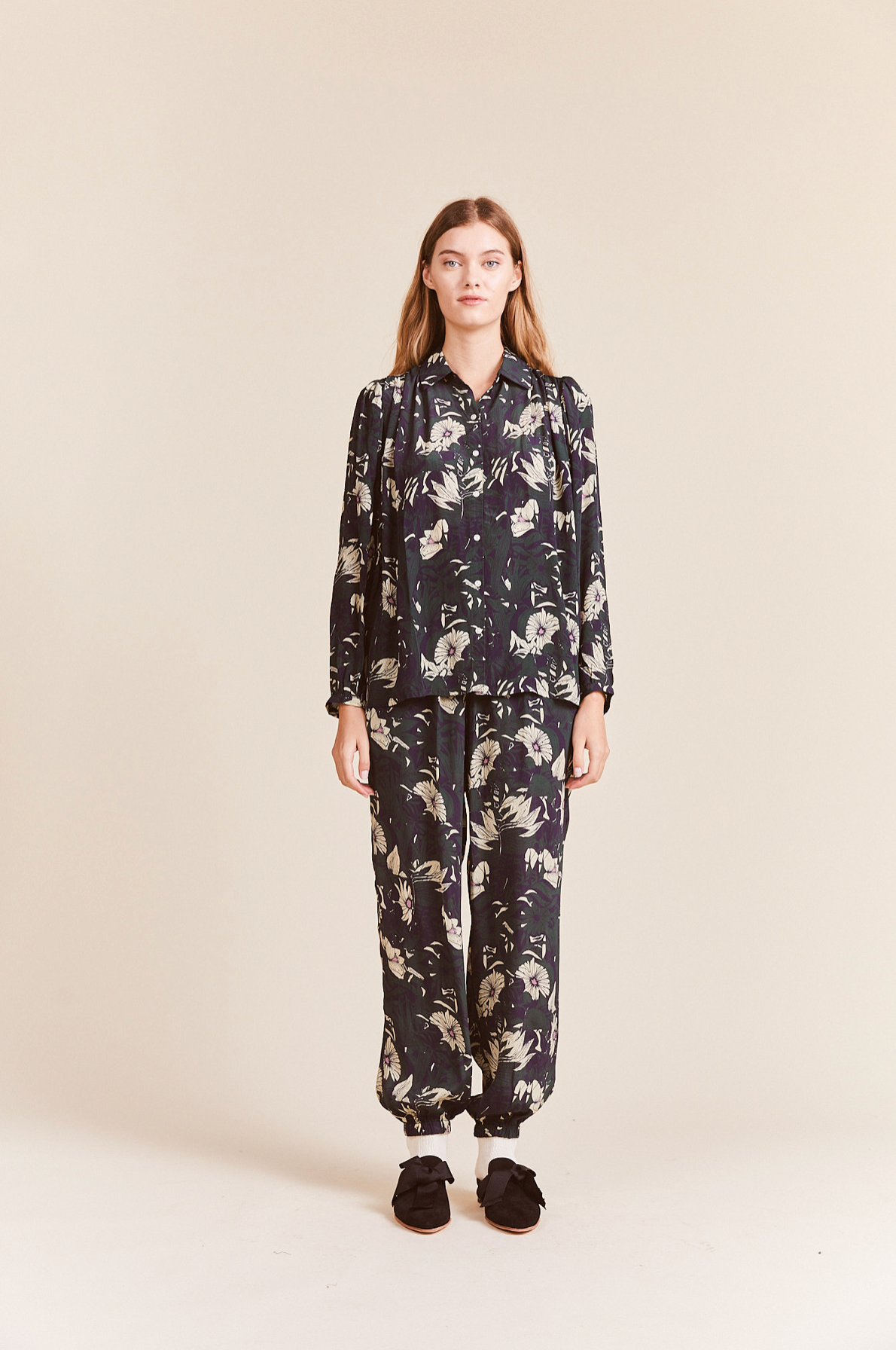 Lesia Blouse in Night Palm