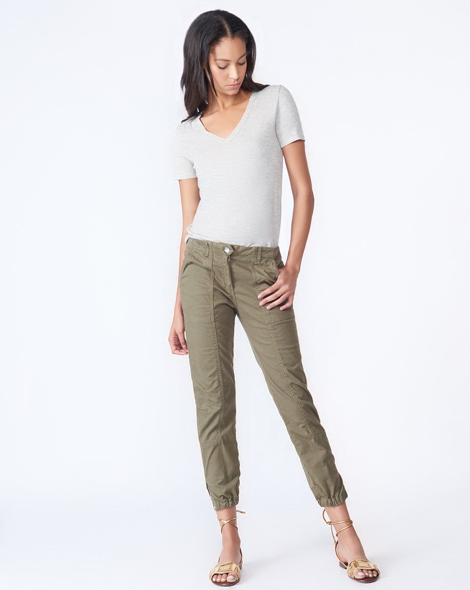 Cindy V-Neck in Heather Grey