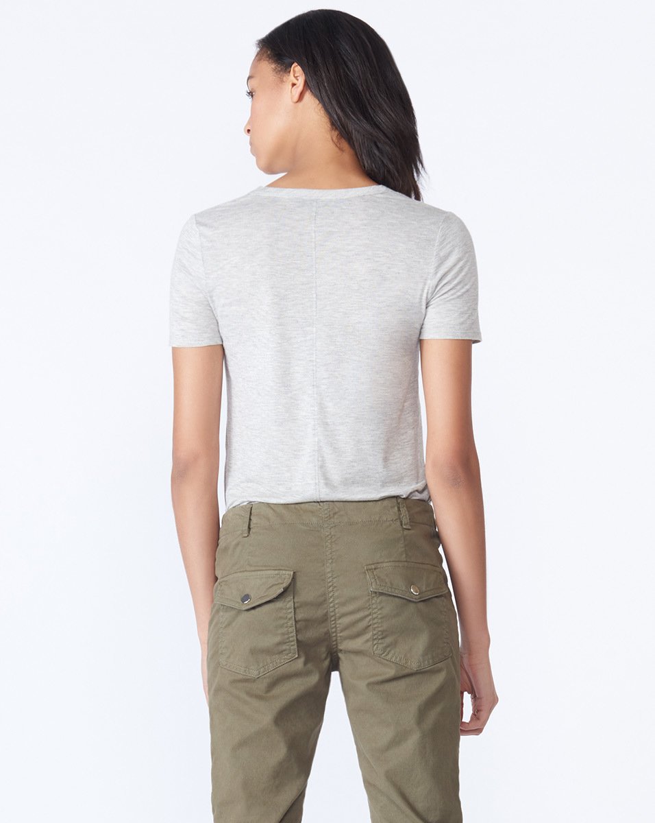 Cindy V-Neck in Heather Grey
