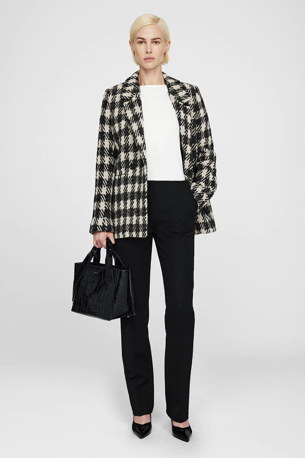 Devon Pumps in High-Shine and Matte Black