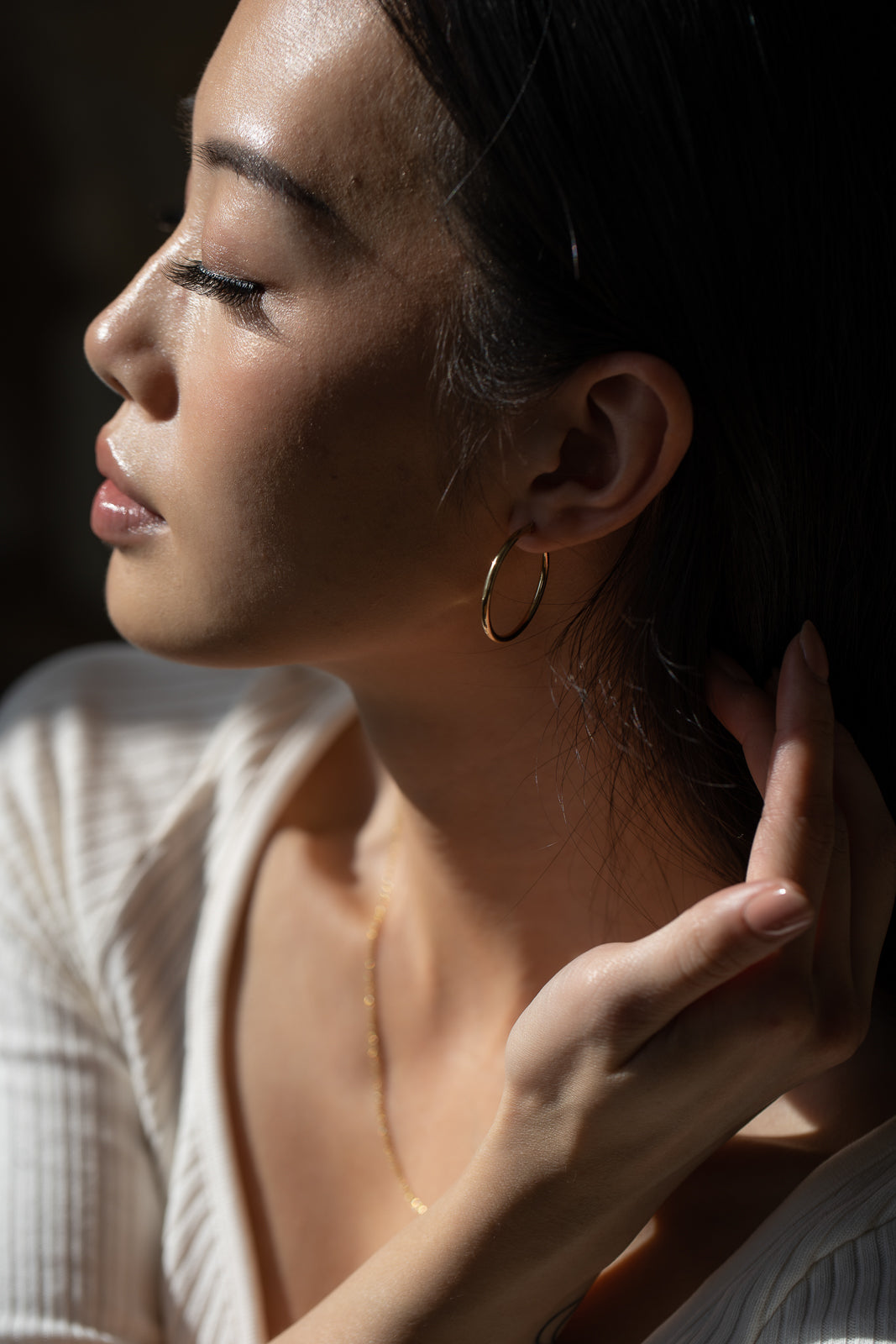 Noa Medium Hoops | 10k Gold