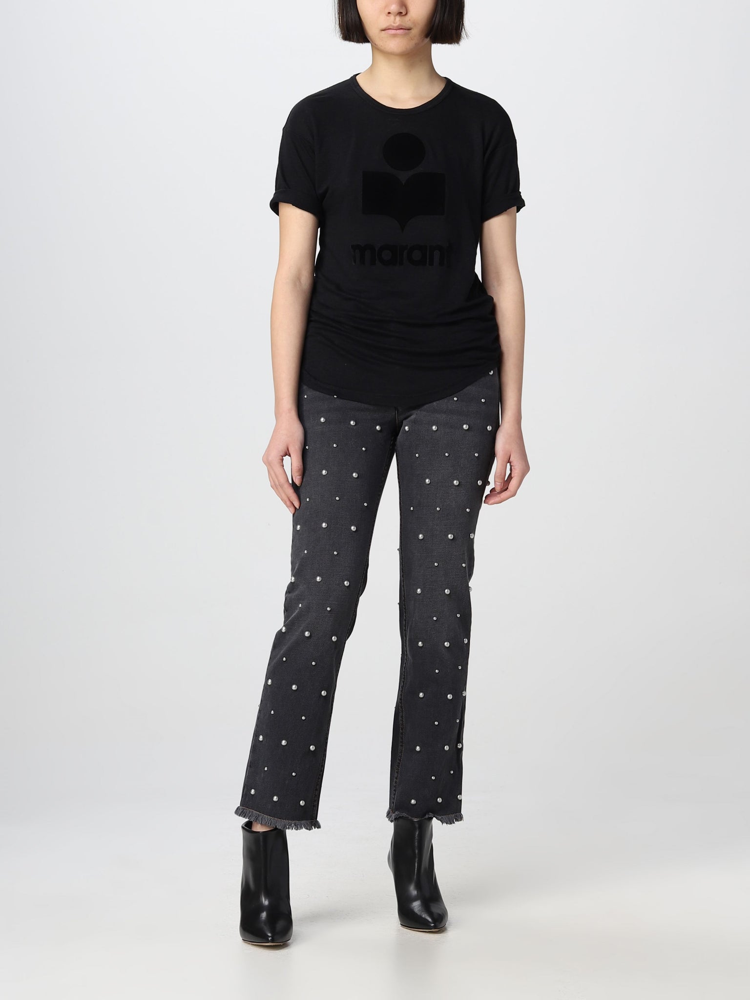 Zewel Logo T-Shirt in Black