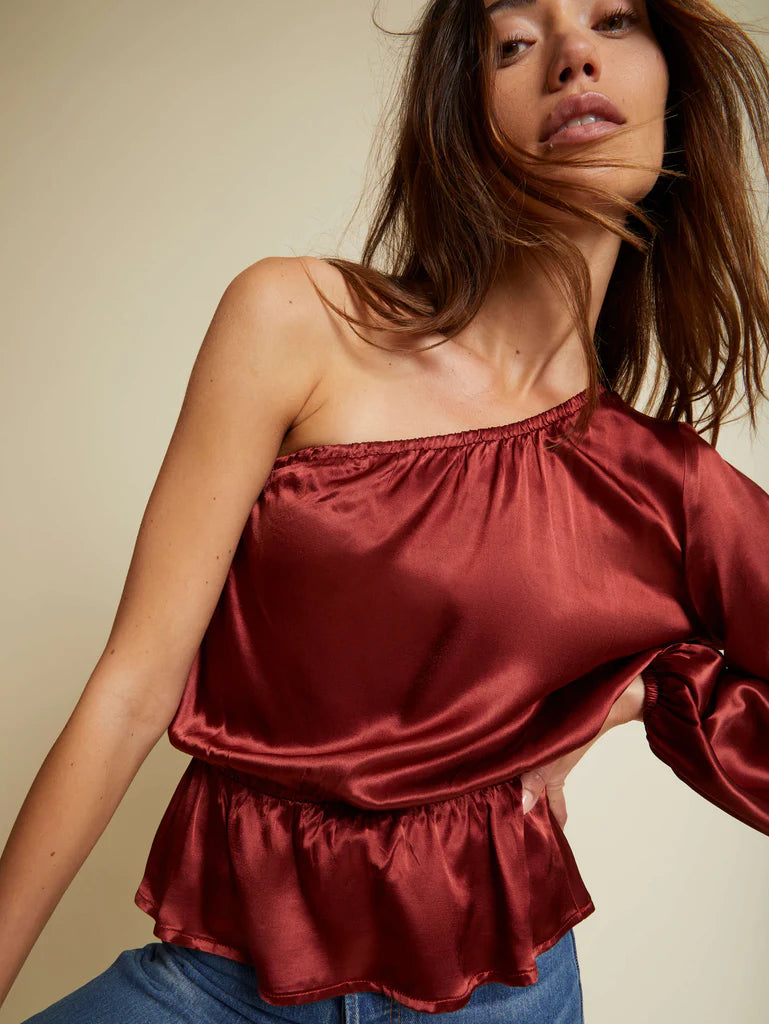 Kamari Blouse in Ruby