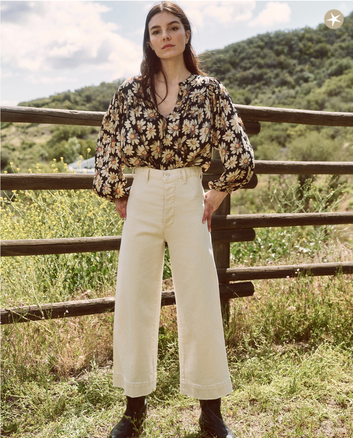 The Tale Top. Frosted Winter Floral