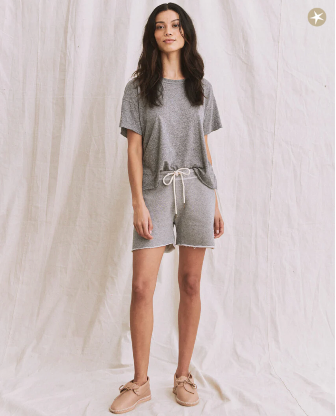 The Crop Tee. Heather Grey