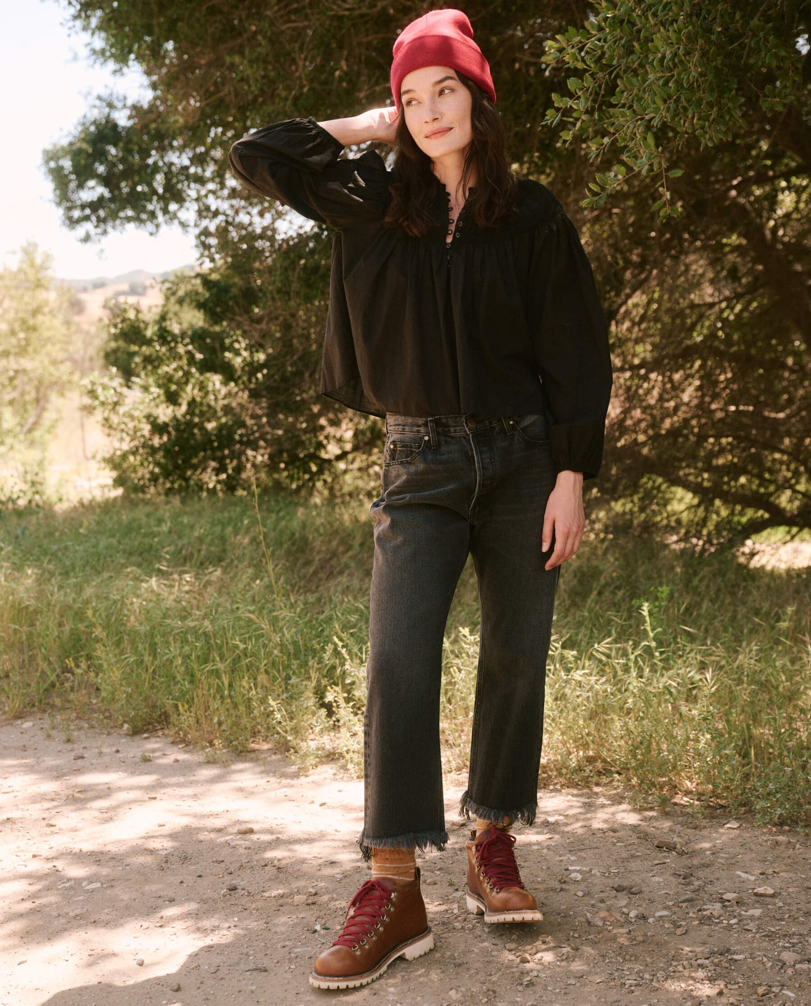 The Picturesque Top. Almost Black