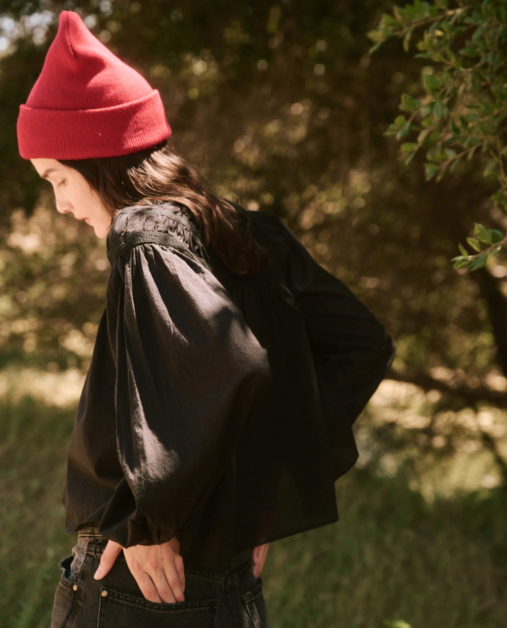 The Picturesque Top. Almost Black