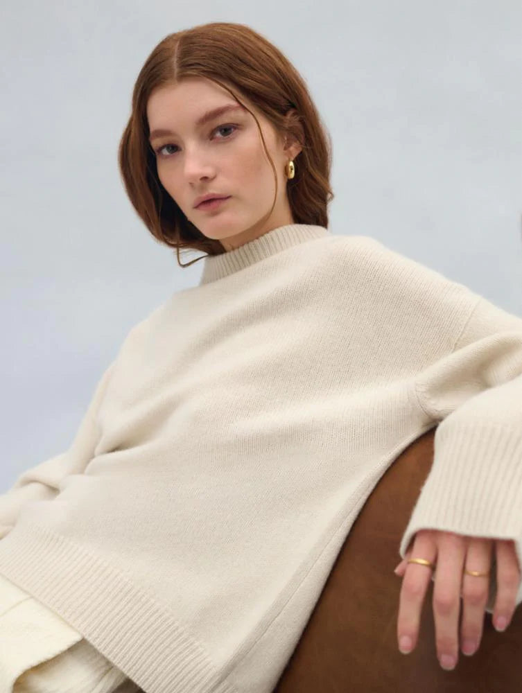 Cashmere Blend Cozy Crewneck in Ivory
