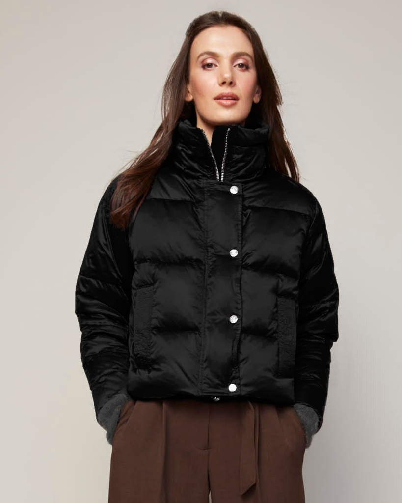 Bailey Down Jacket in Black
