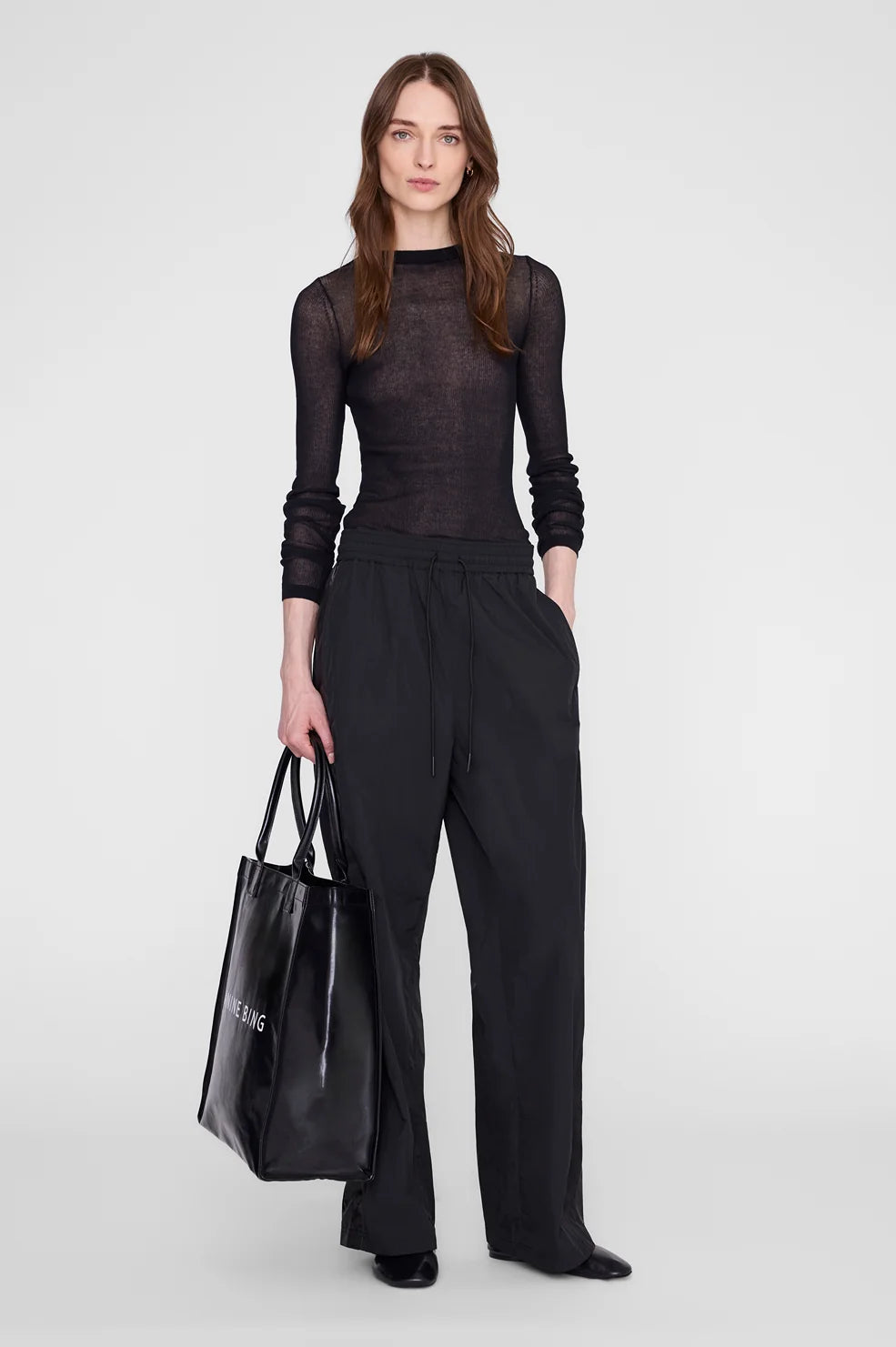 Maha Pant in Black