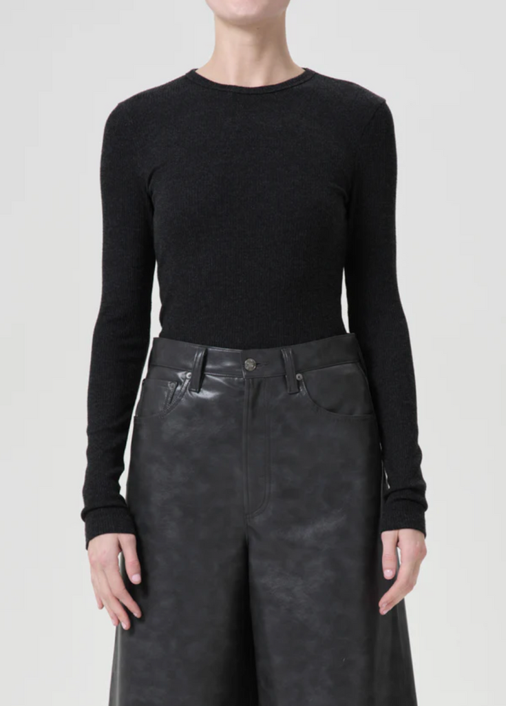 Delphi Slim Tee in Katniss