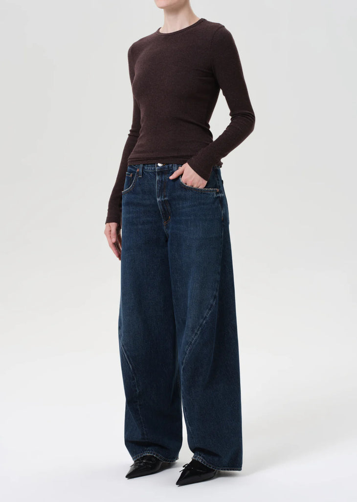 Delphi Slim Tee in Root