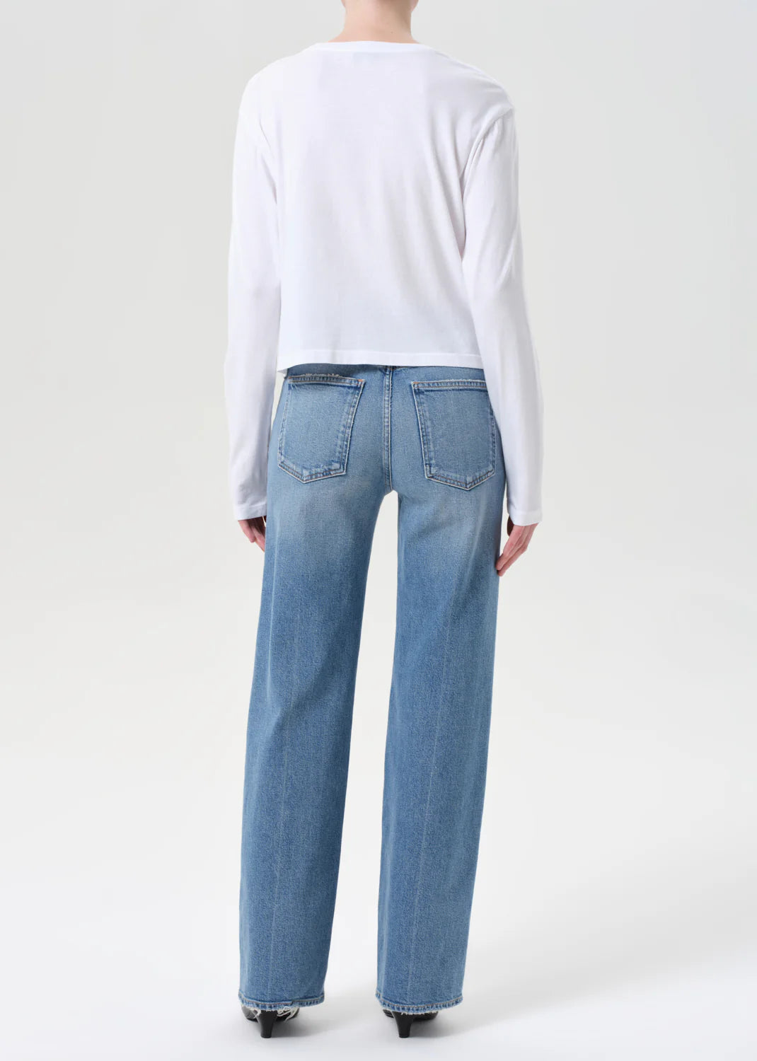 Harper Straight Jean (Stretch) in Forum