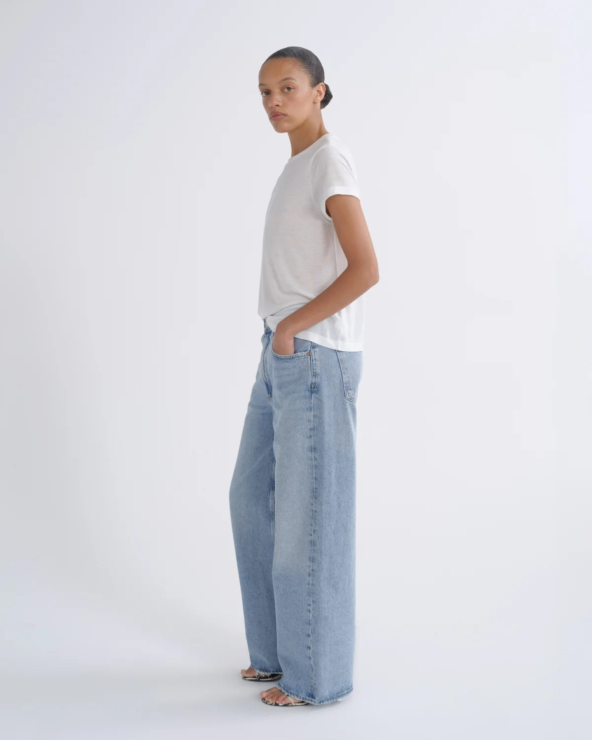 Low Curve Jean in Force