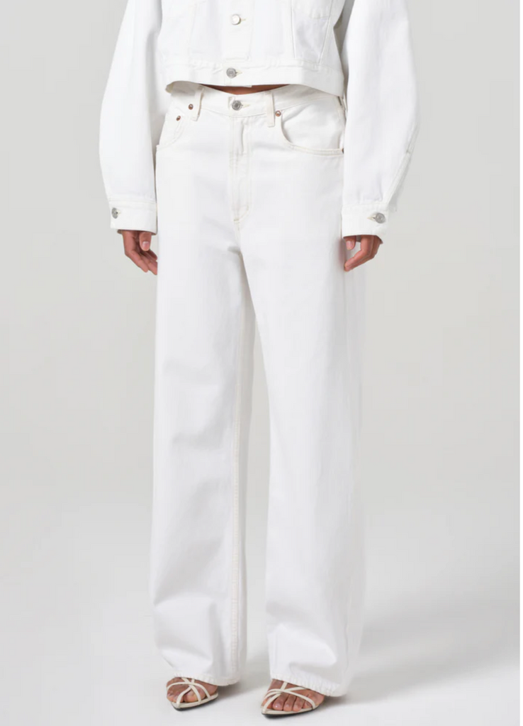 Low Curve Jean in Milkshake