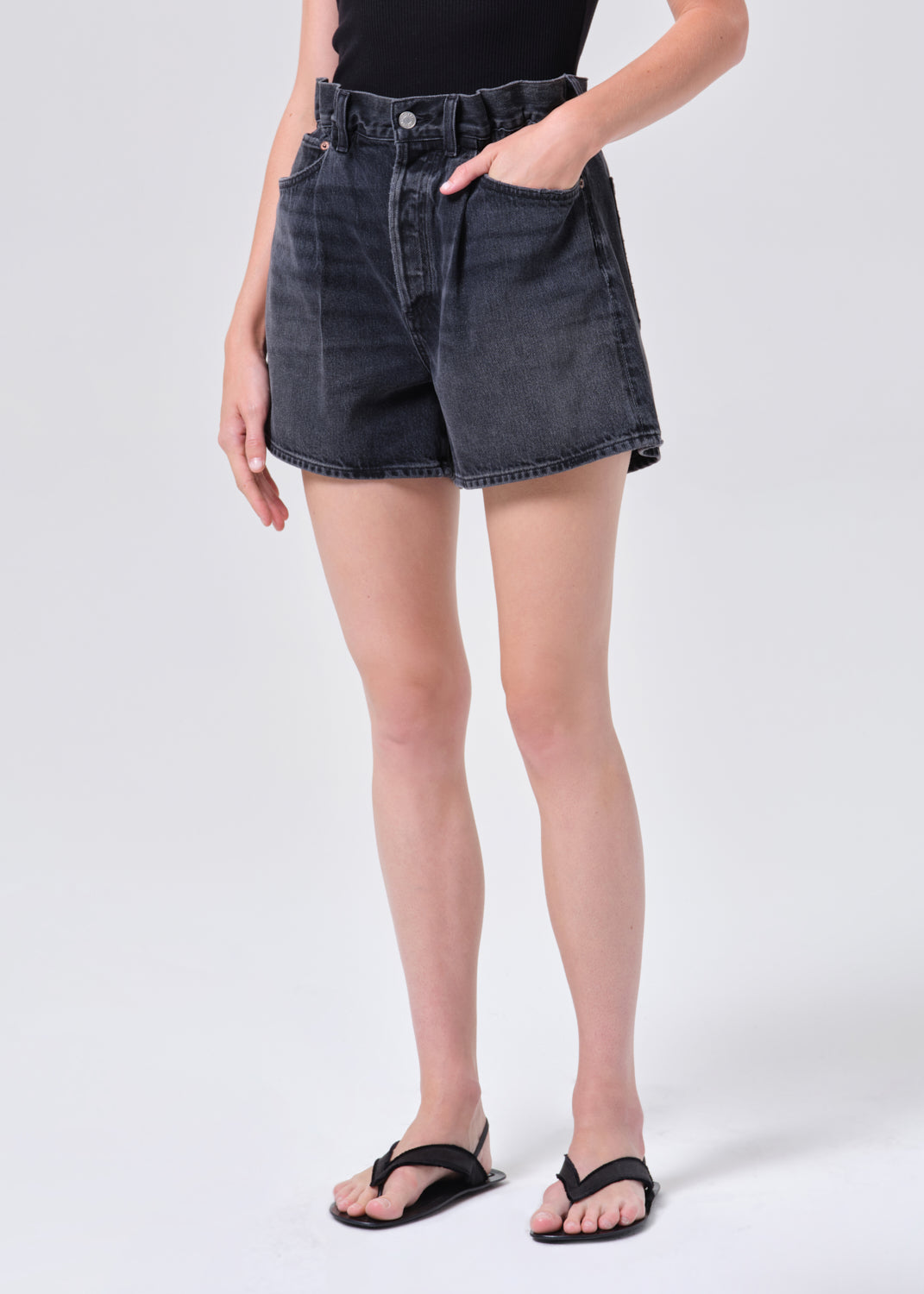 Lyonne Short in Arcane