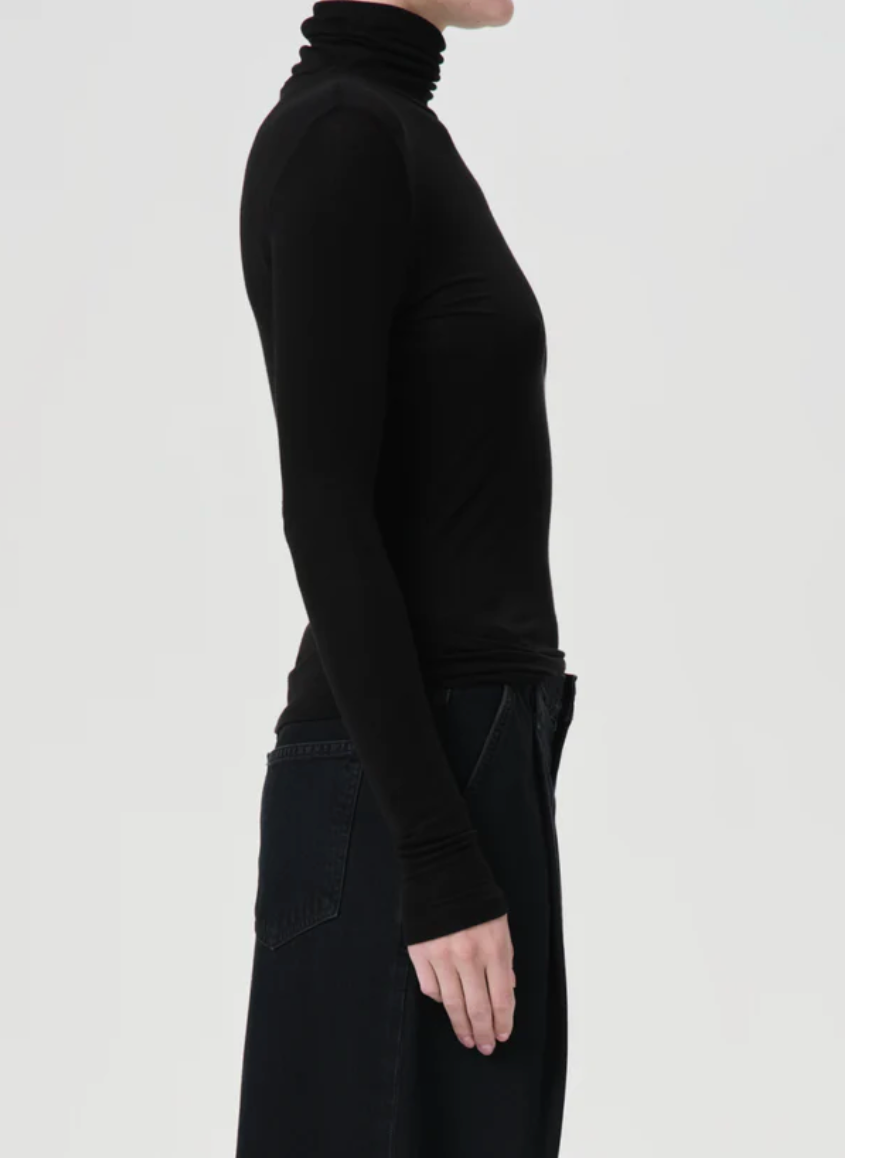 Pascale Turtleneck in Black