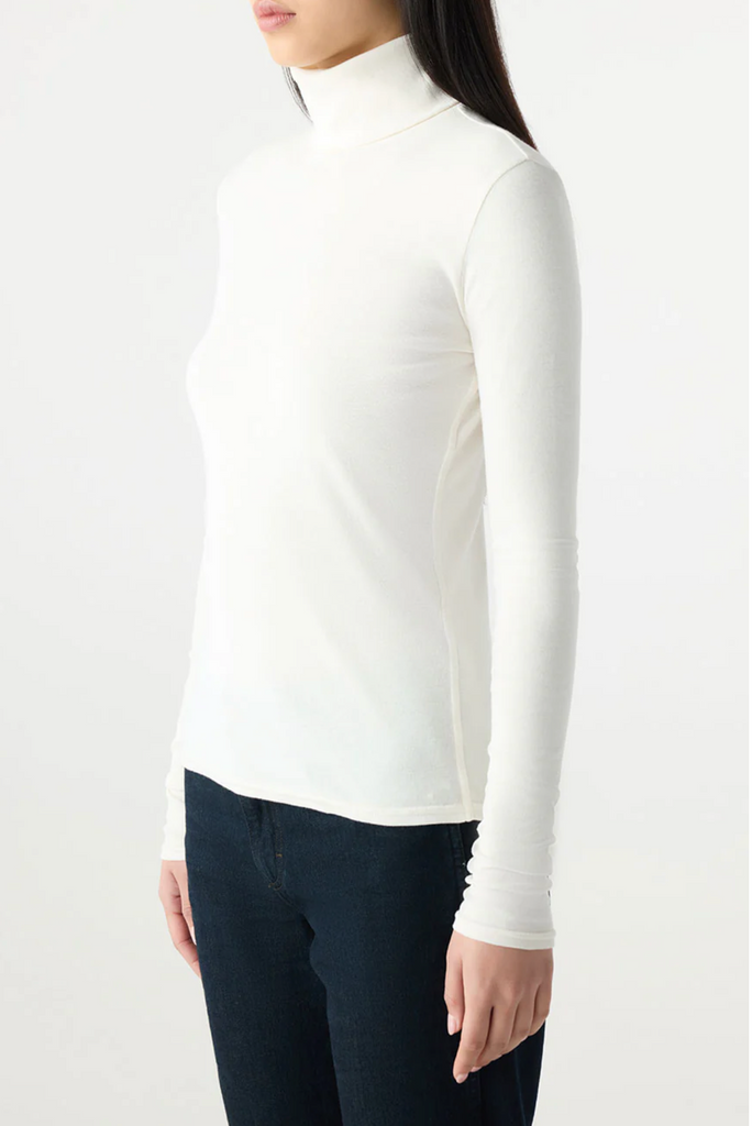 Reese Tee in Eggshell