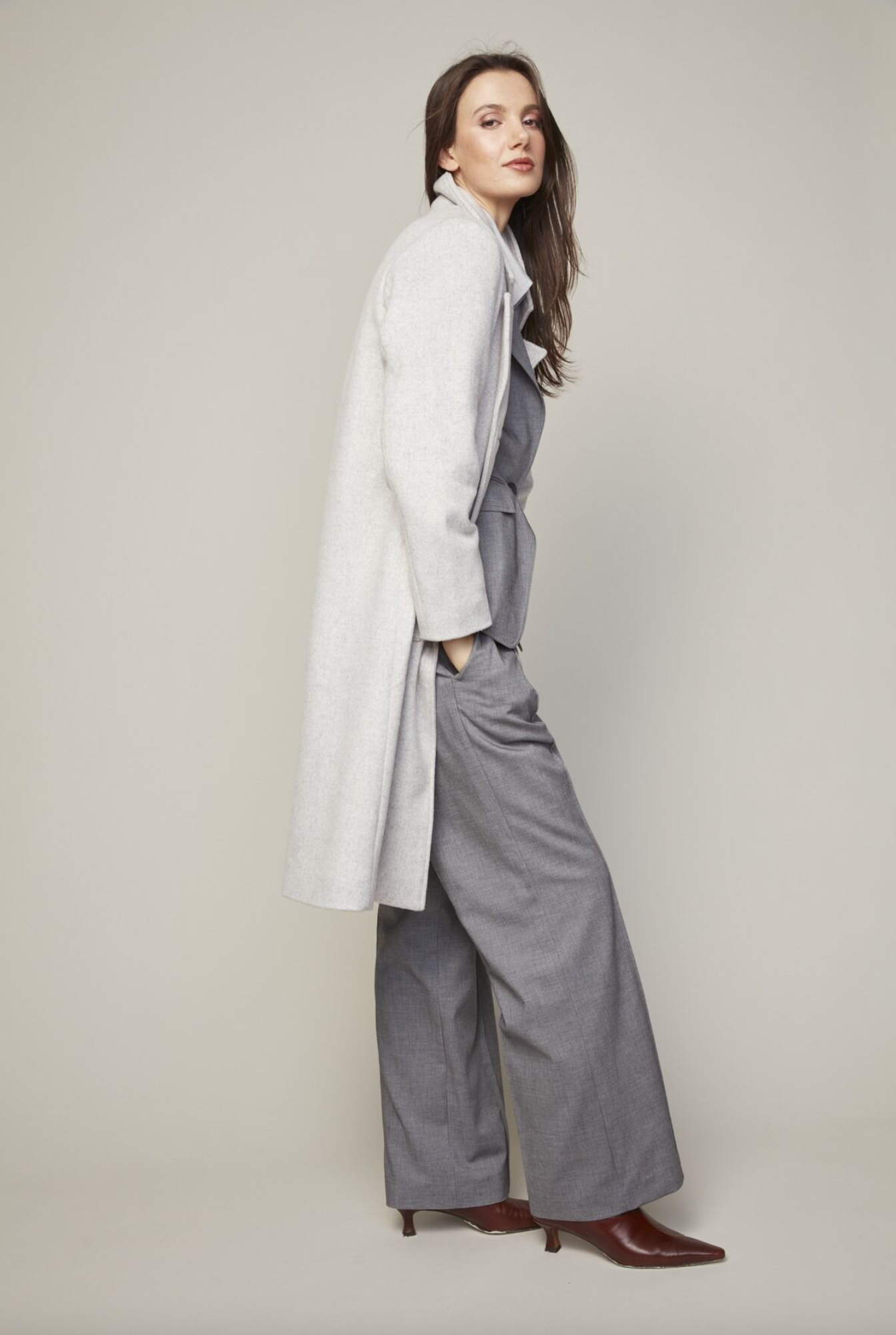 Bella Coat in Light Grey