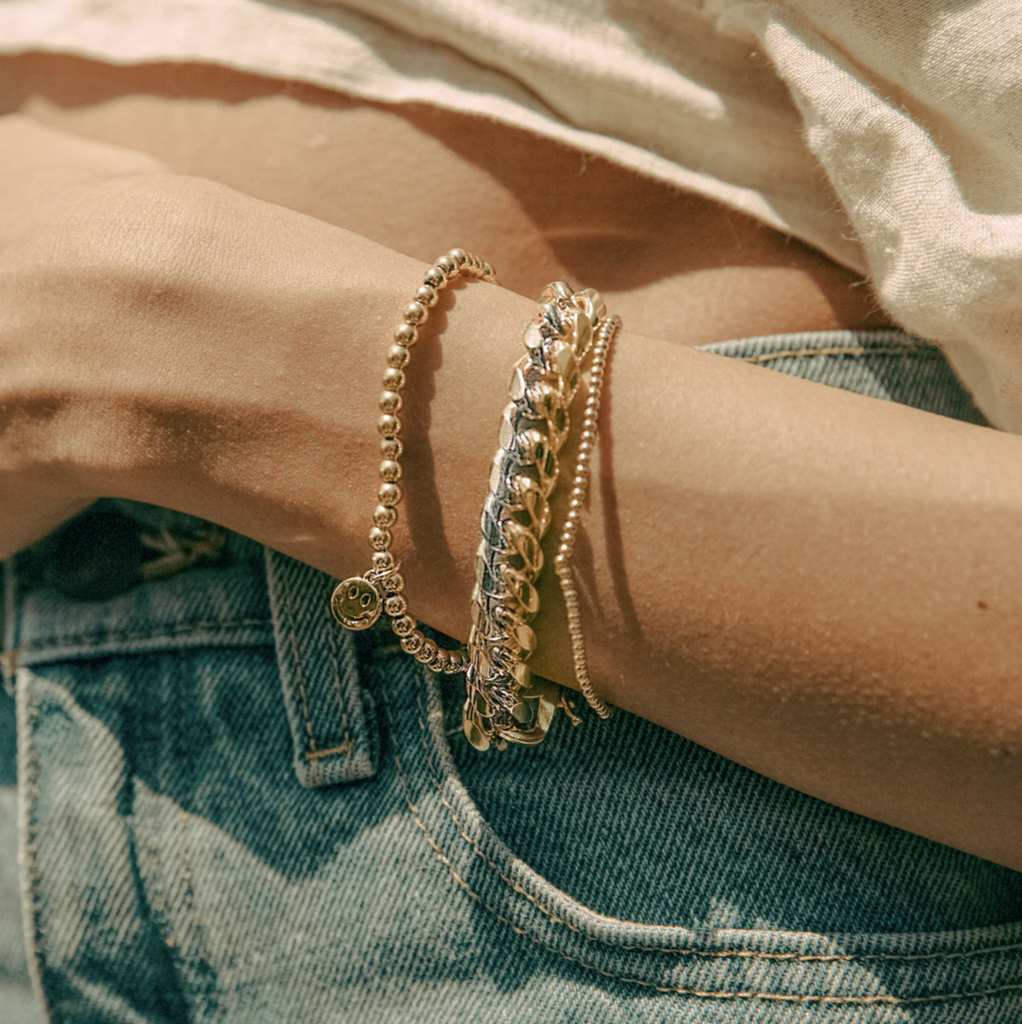 All Smiles Bracelet in Gold | 6.5"