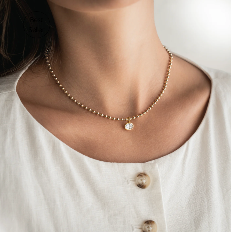 Bezel Oval ball Chain Necklace in Gold | 16"