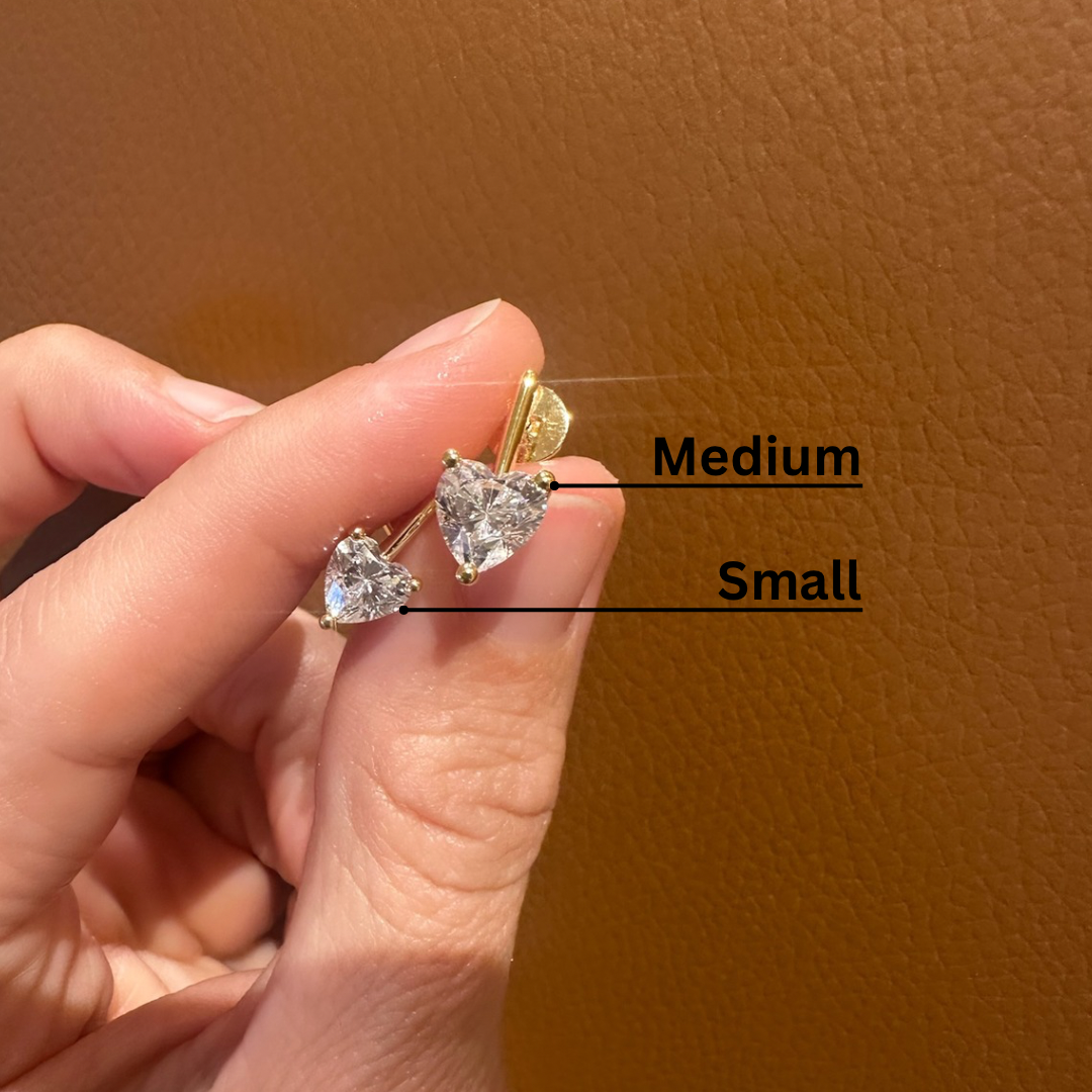 Linea Love Stud in Gold | Small