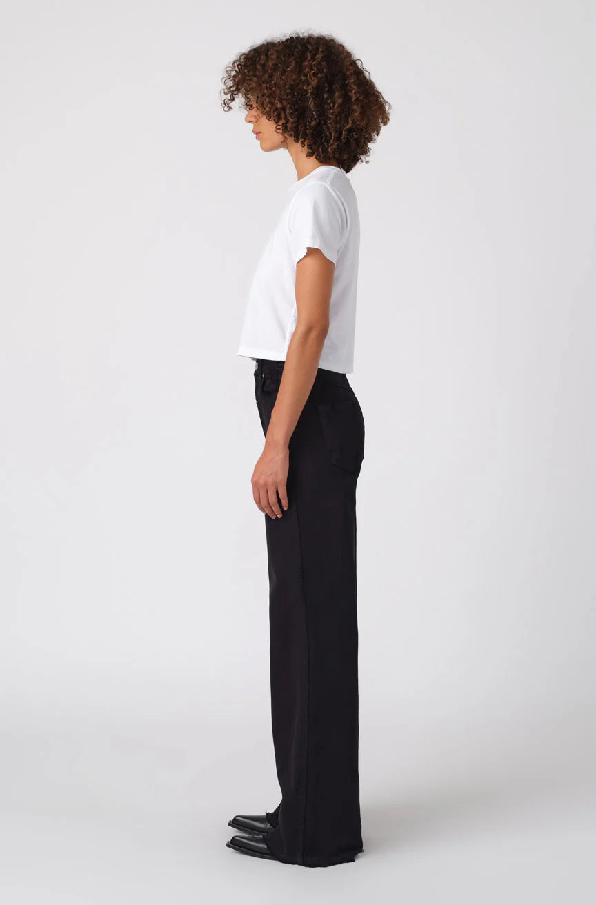 Frida in Black Oak
