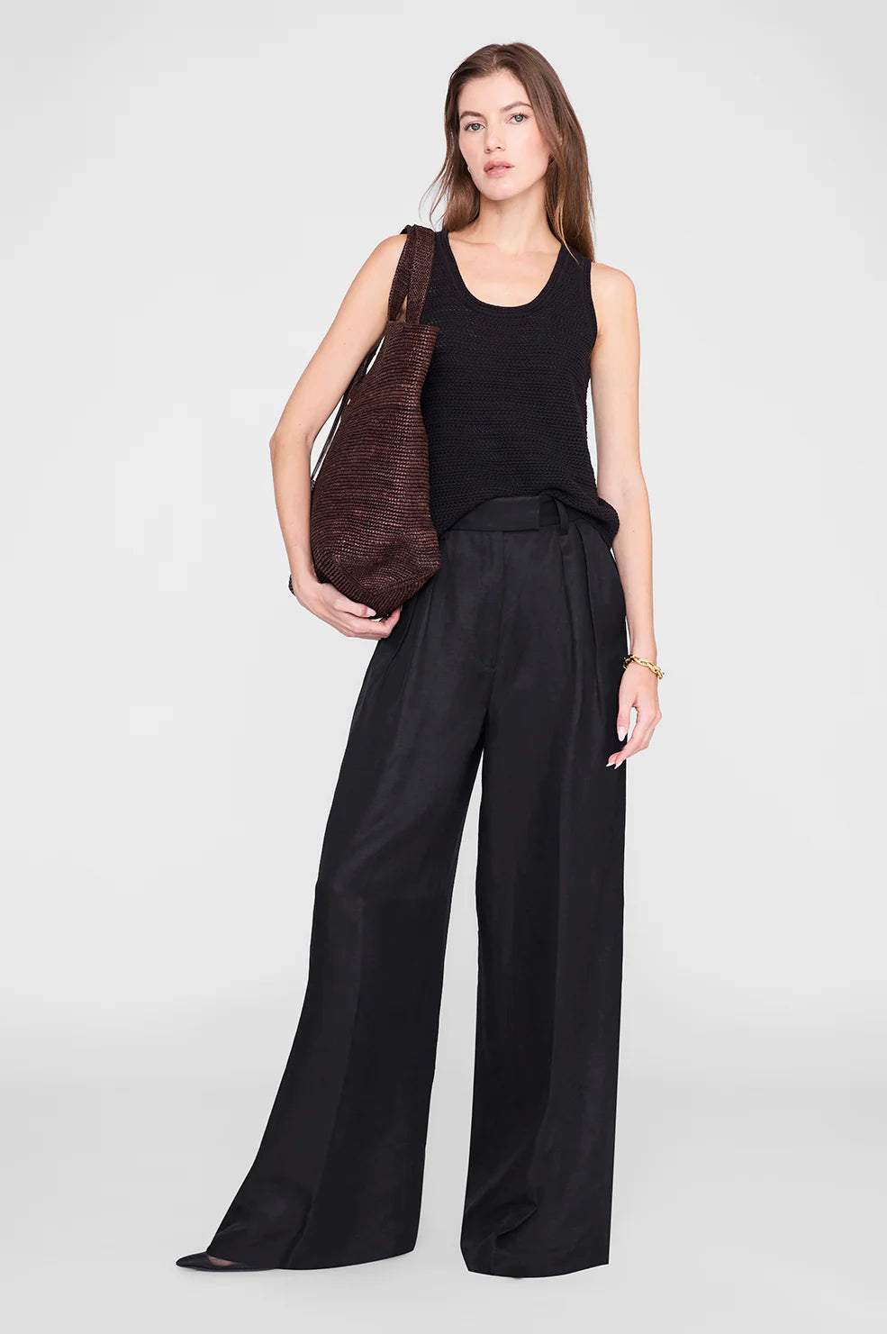 Arie Tank in Black