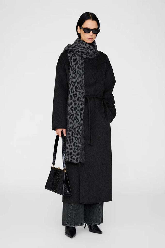 Hannah Scarf in Grey Leopard