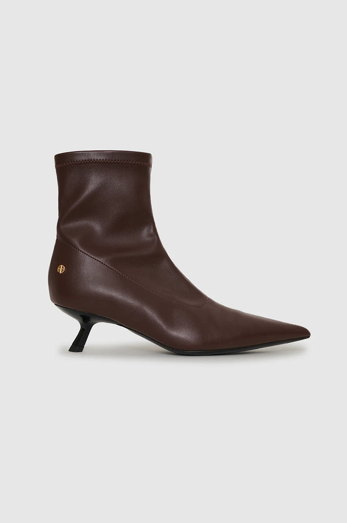 Hilda Boots in Brown