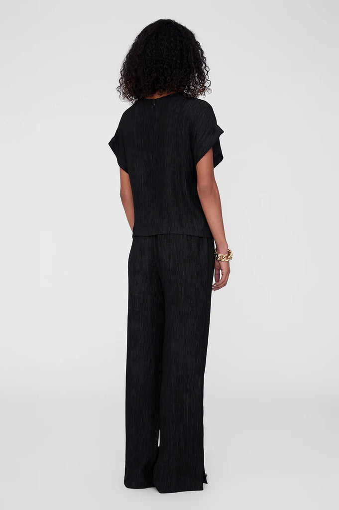 Jollie Top in Black Crinkle