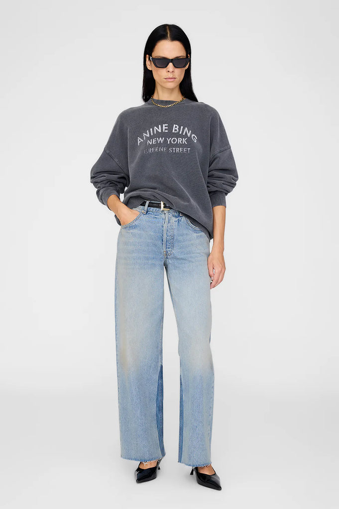 Miles Sweatshirt NY in Washed Black