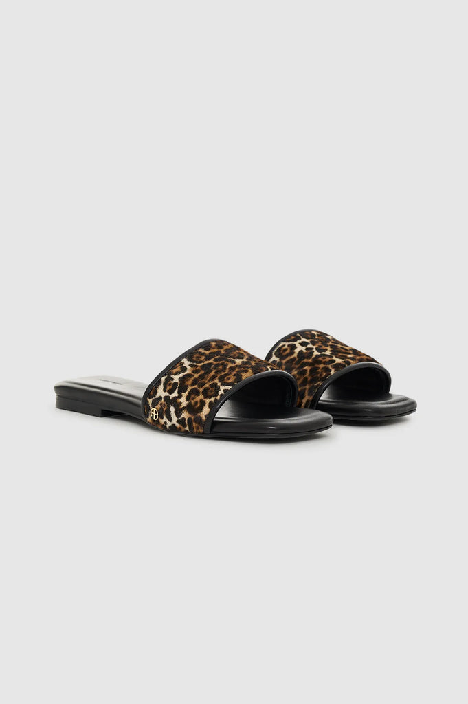 Ria Slides in Leopard