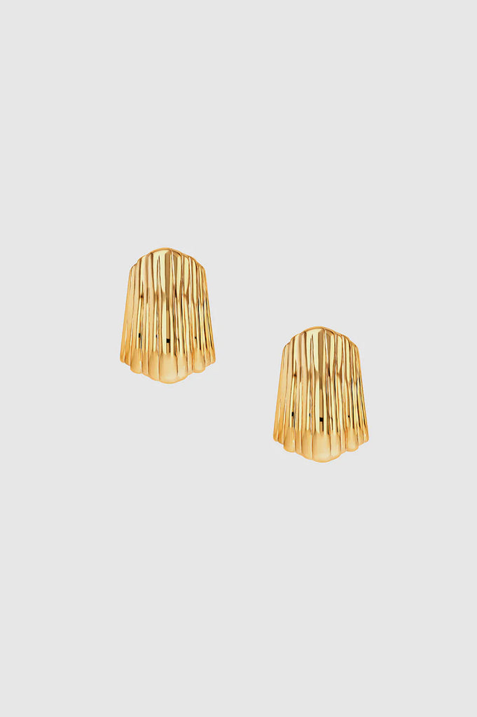 Ribbed Earrings in Gold