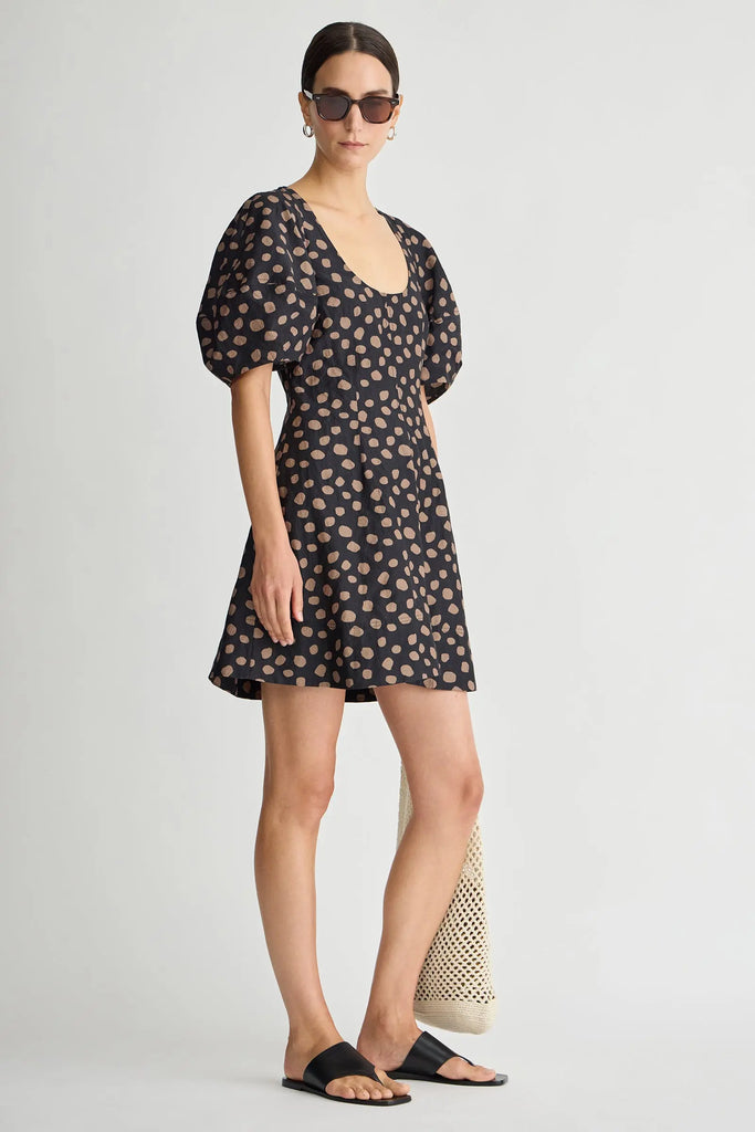 Anni Scoop Mini in Yayai Black & Camel