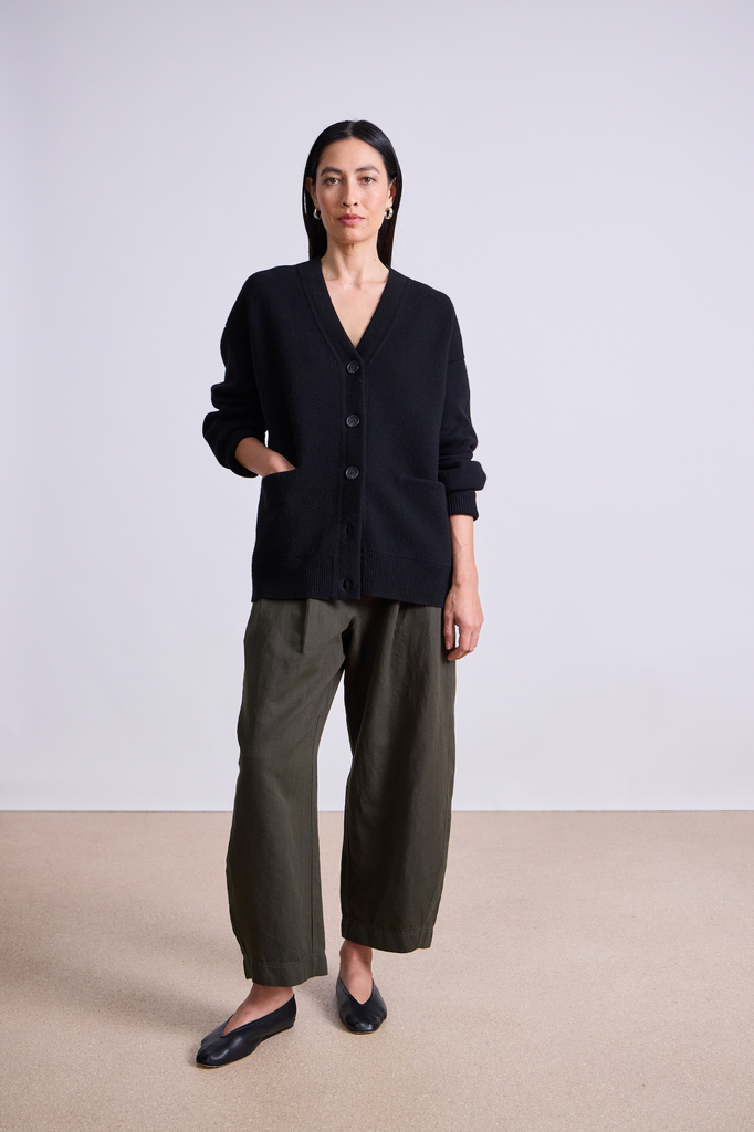 Medina Cardigan in Black