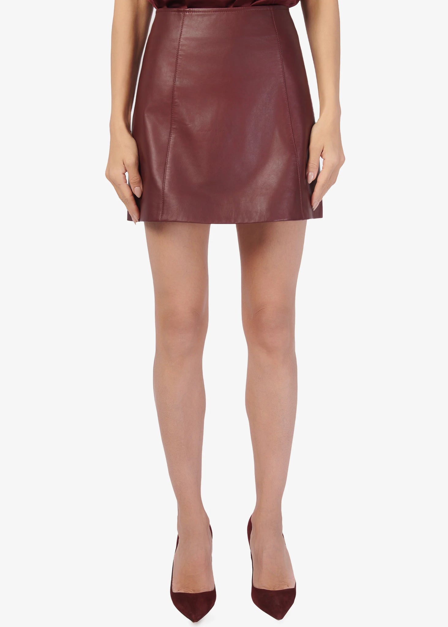 Cillian Genuine Leather Mini Skirt in Syrah