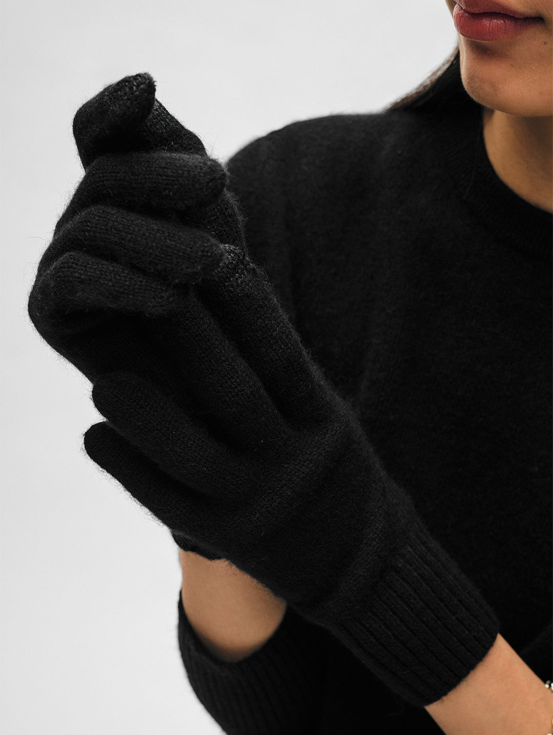 Cashmere Texting Gloves in Black