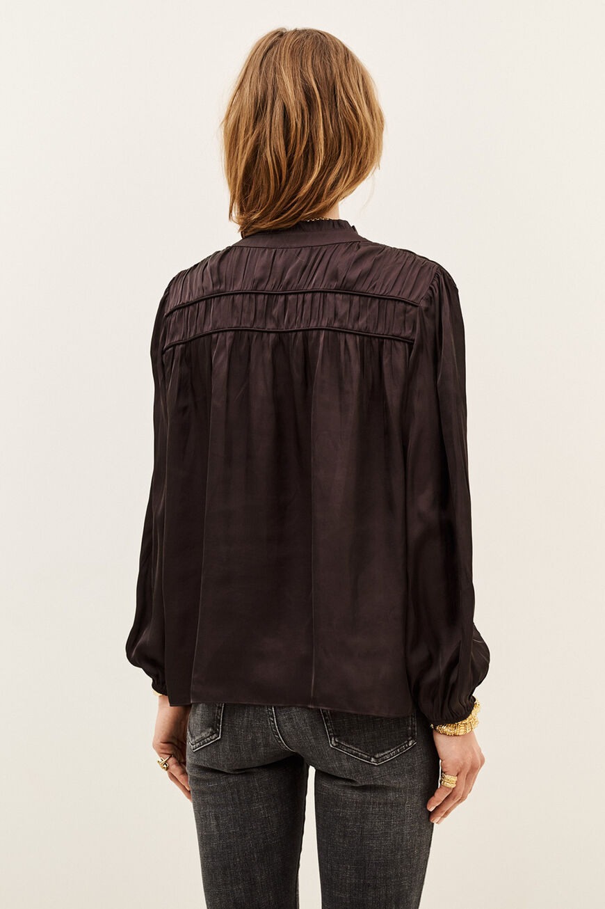 Cessia Long Sleeved Shirt. Aubergine