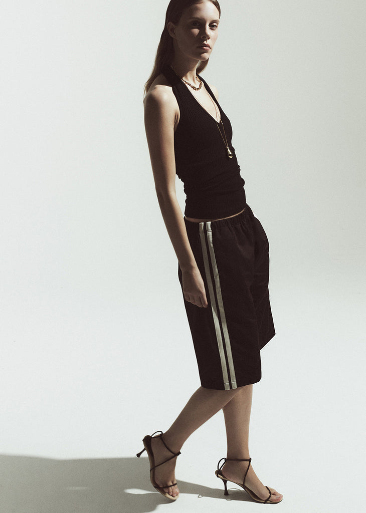 Anais Pull On Track Short in Chocolate