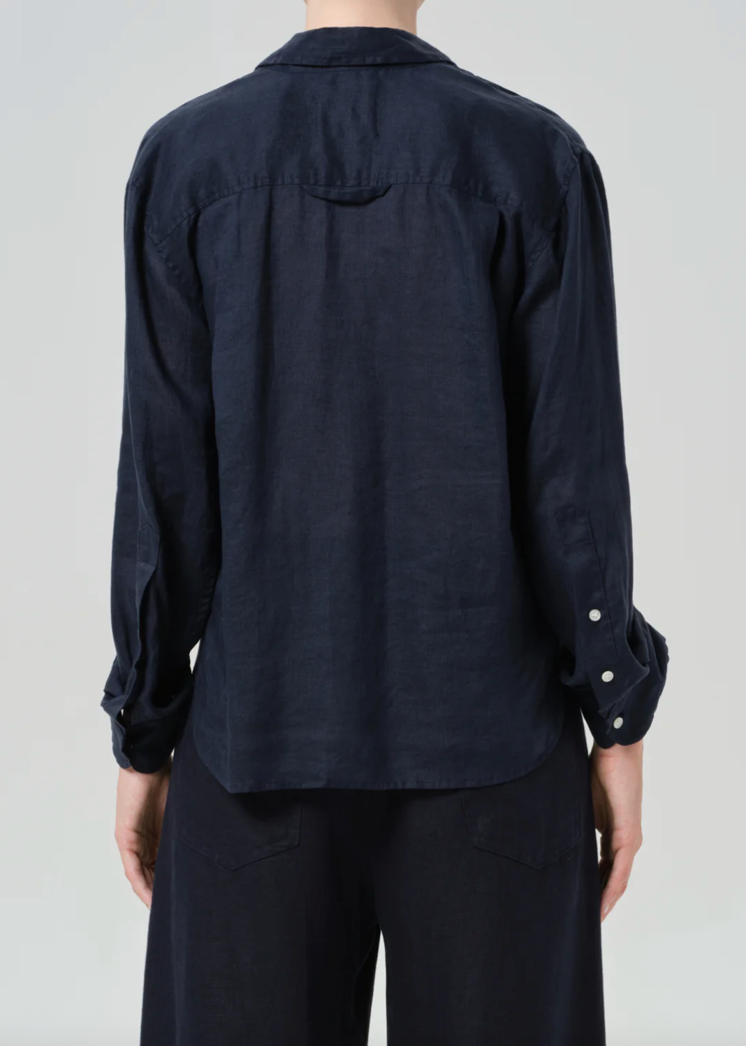 Kayla Shrunken Linen Shirt in True Navy