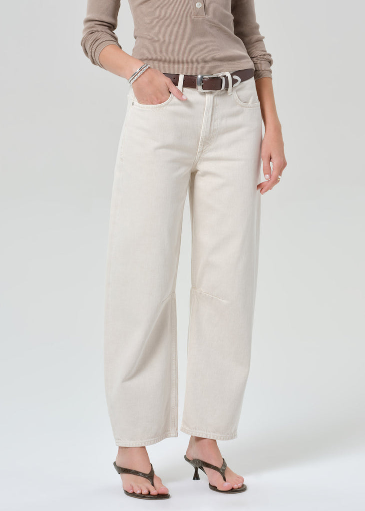 Miro Relaxed Jean in Almondette