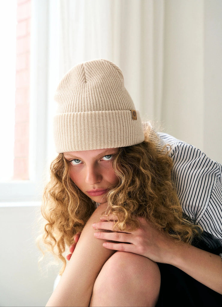 Classic Beanie in Stone
