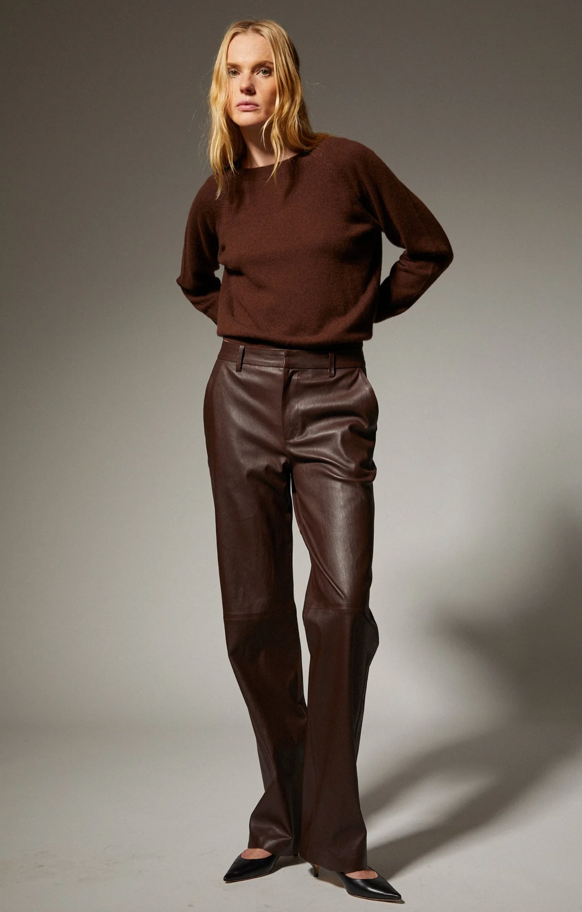 Classic Leather Trousers in Café